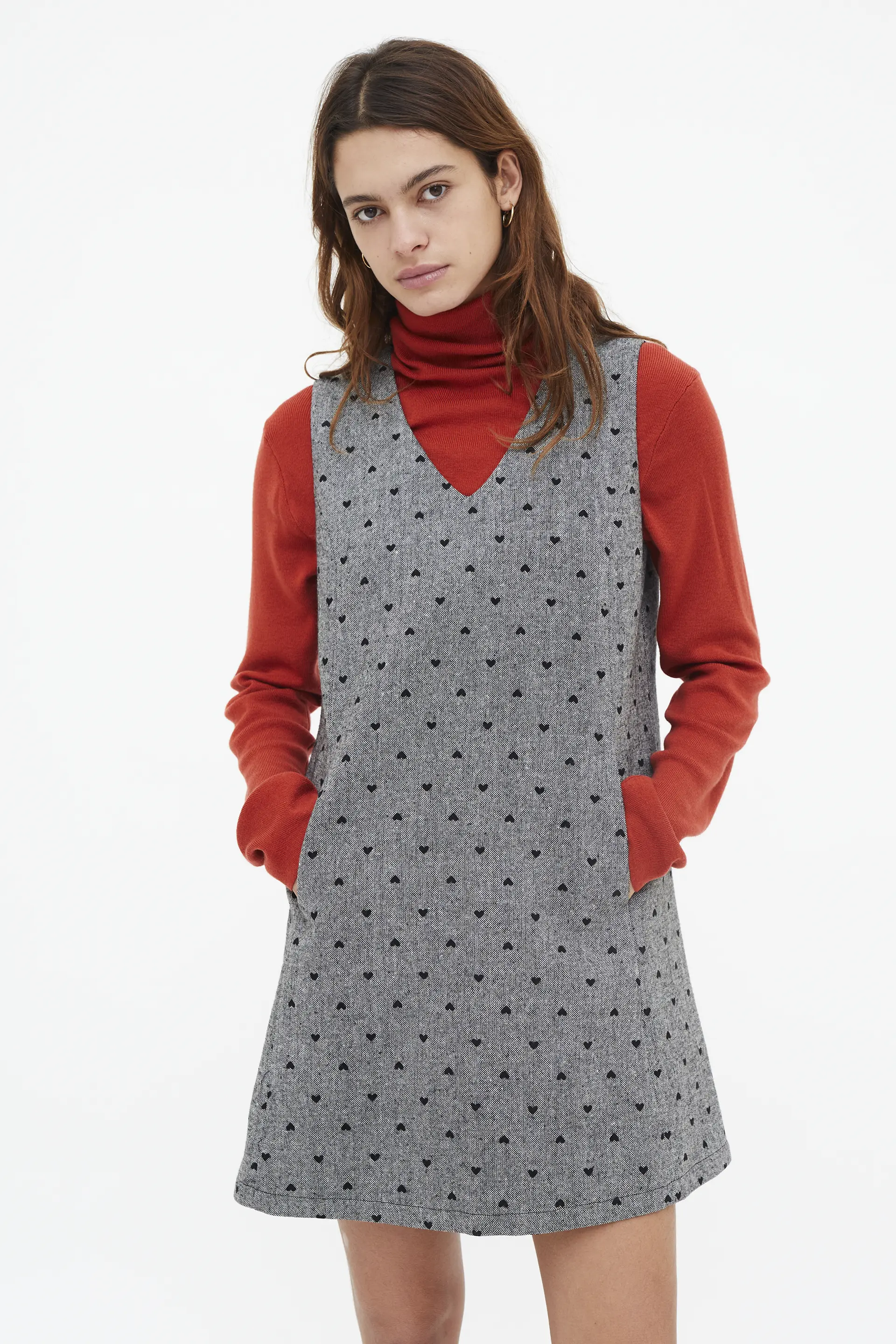 Vestido corto tweed con estampado de corazones negro