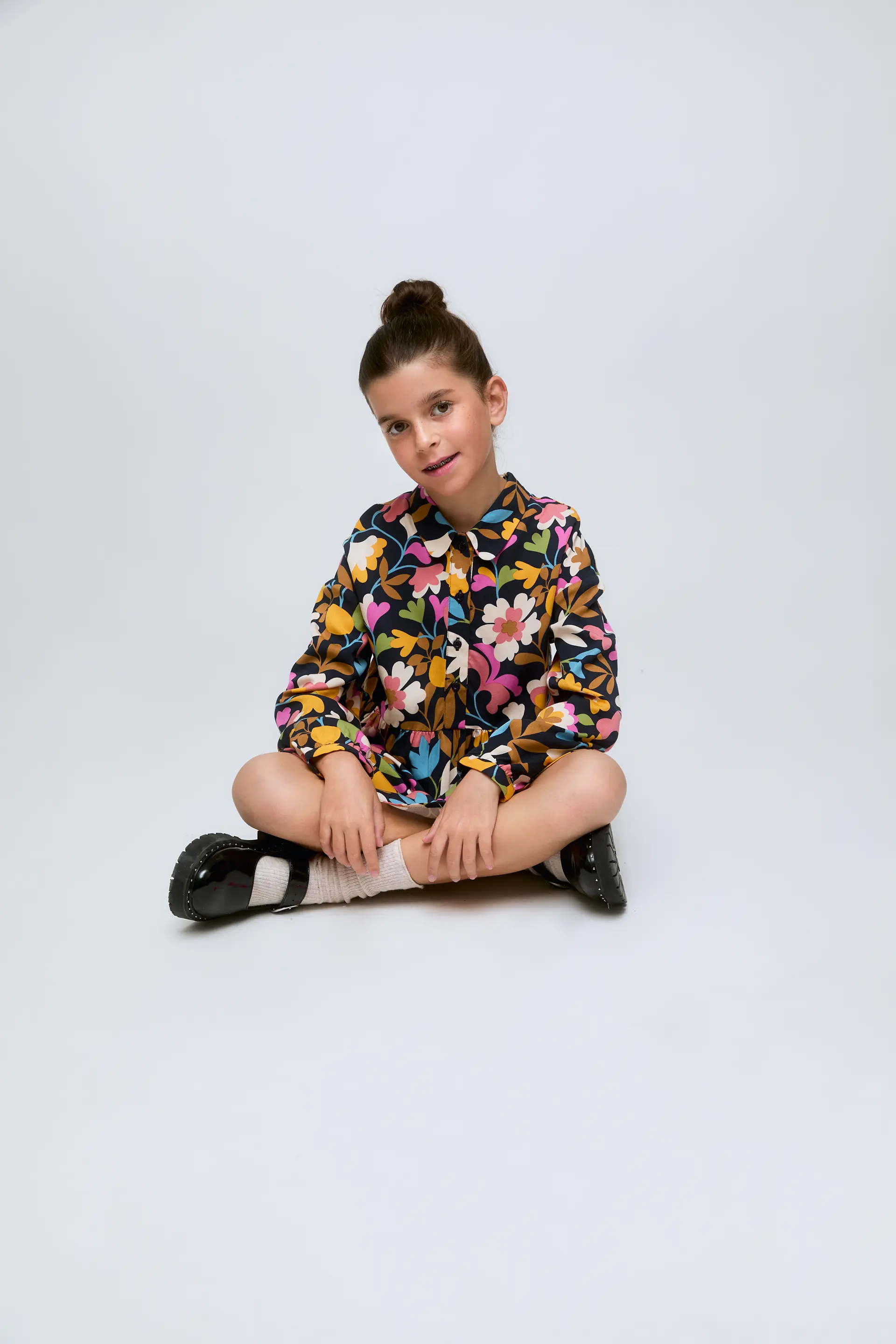Vestido de niña corto con estampado floral Baboushka - Image 4