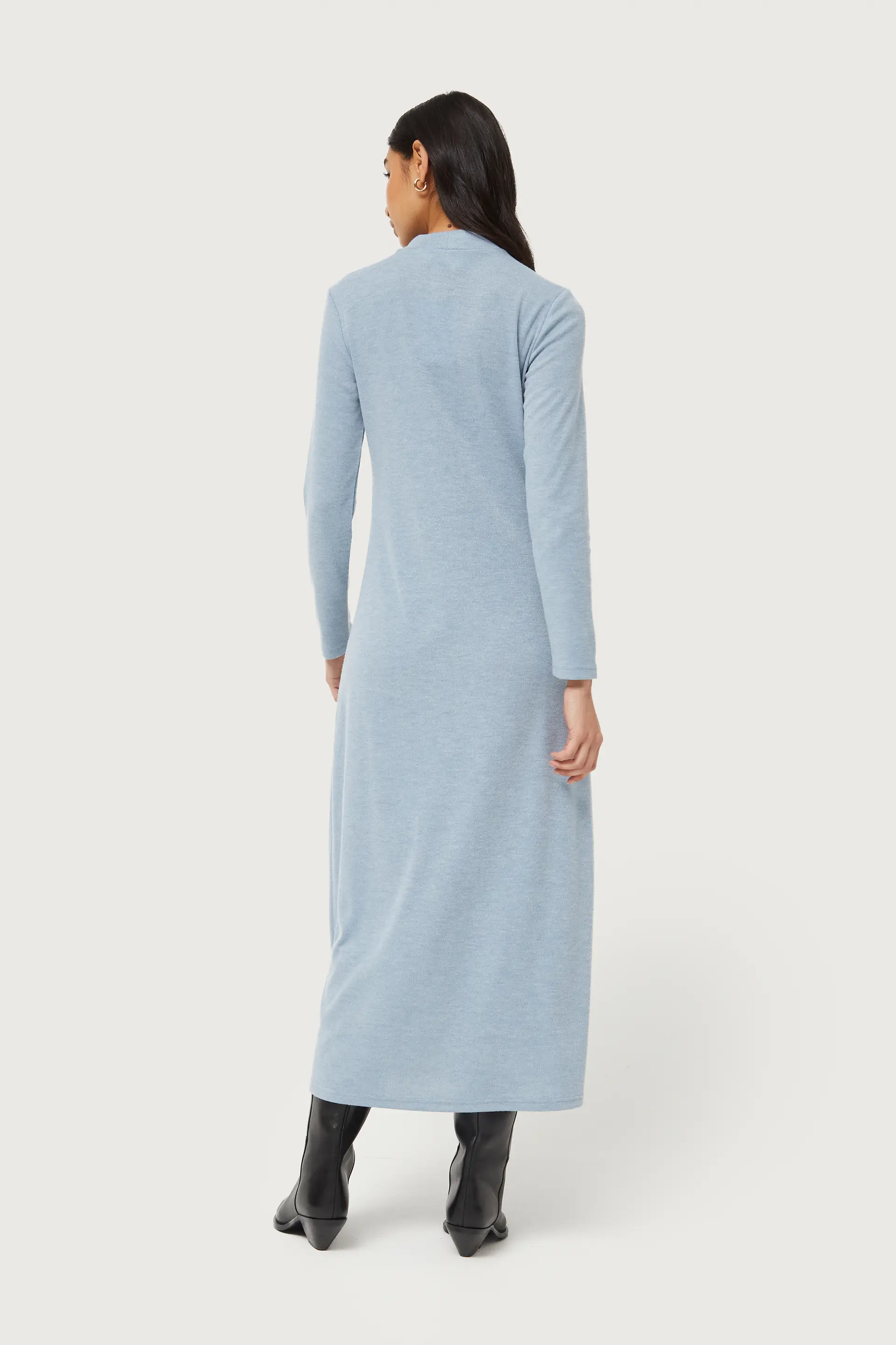 Vestido largo de punto azul - Image 4