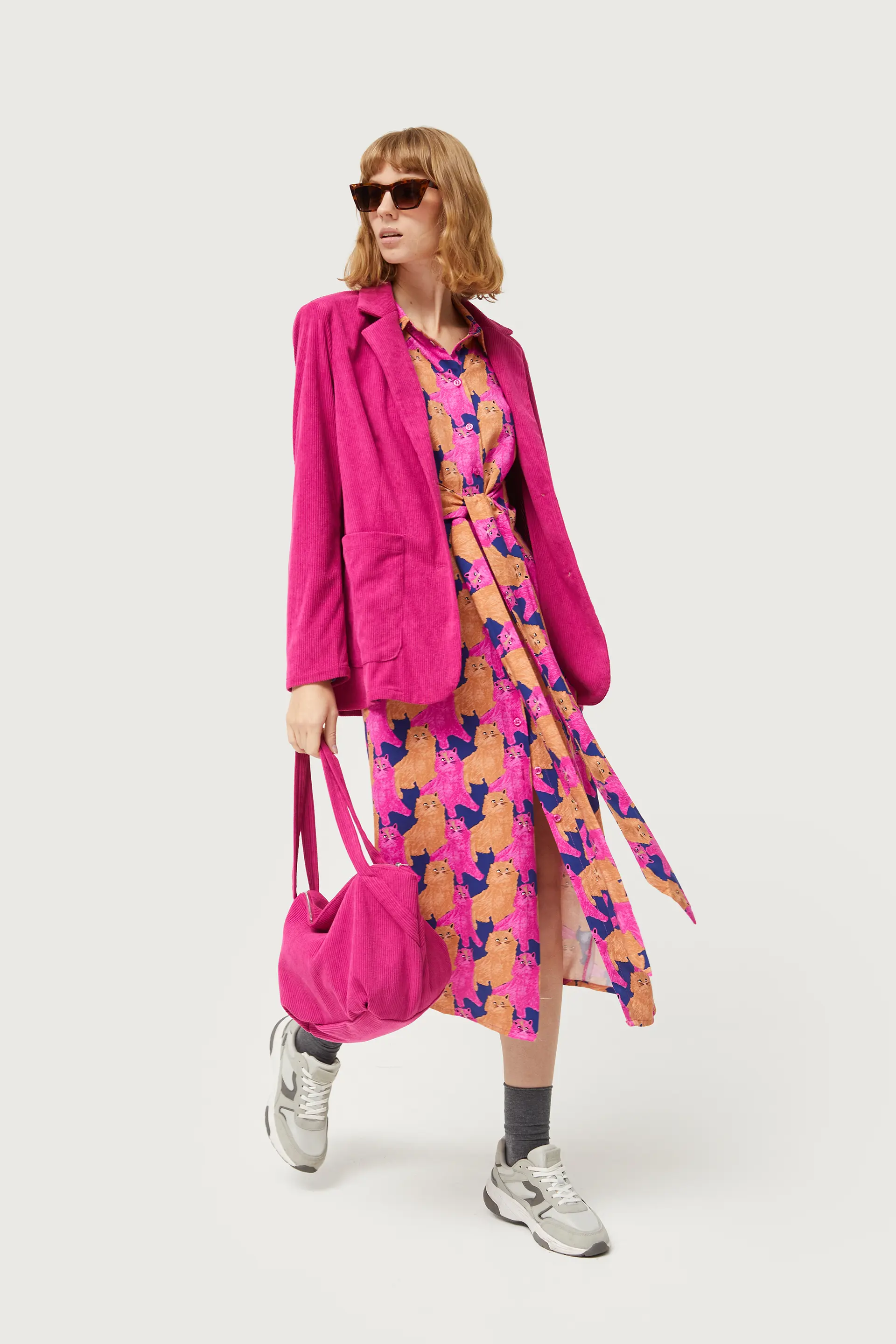 Vestido midi camisero con estampado de gatos - Image 4