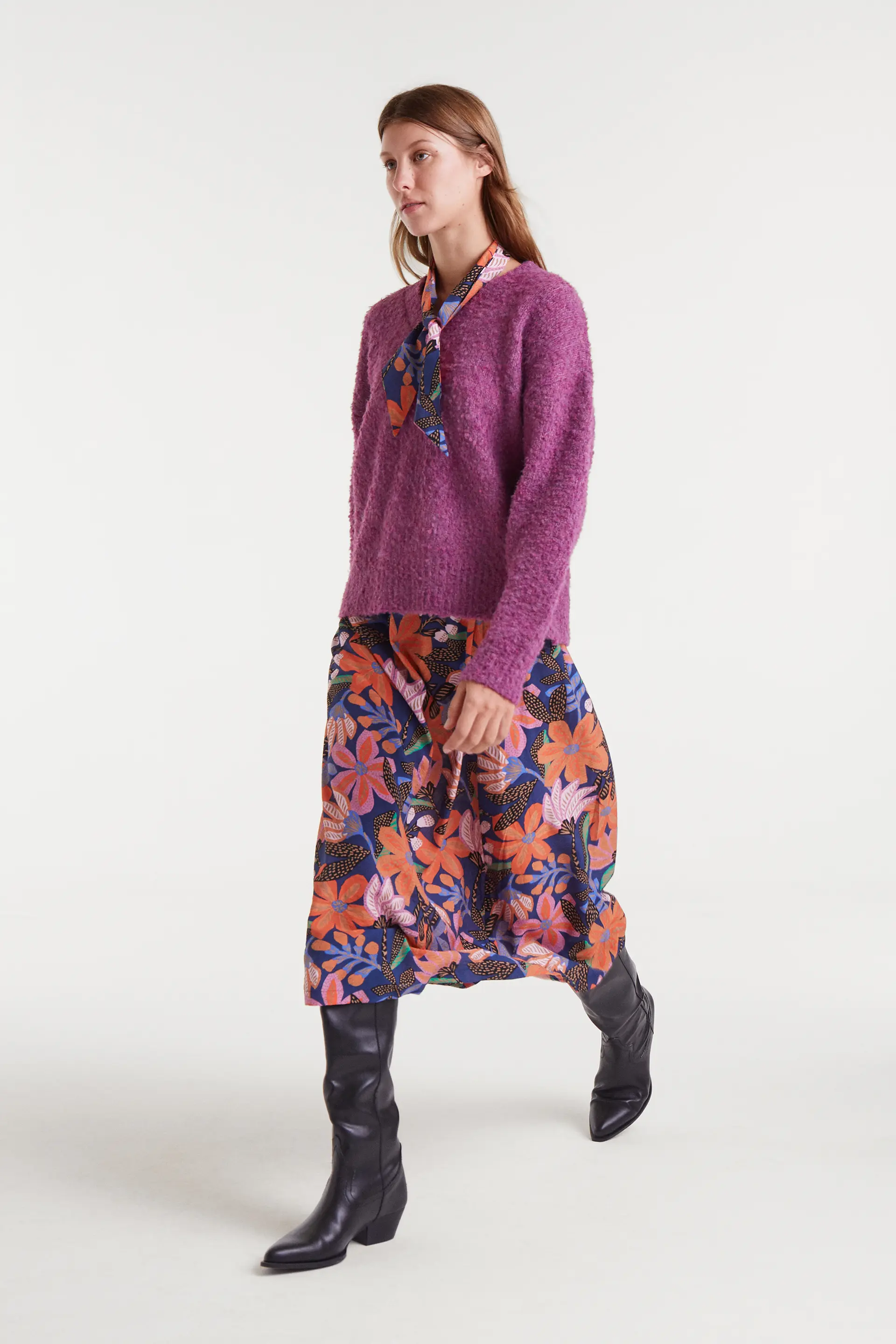 Falda midi crepé ligero con estampado Tigerlily - Image 6